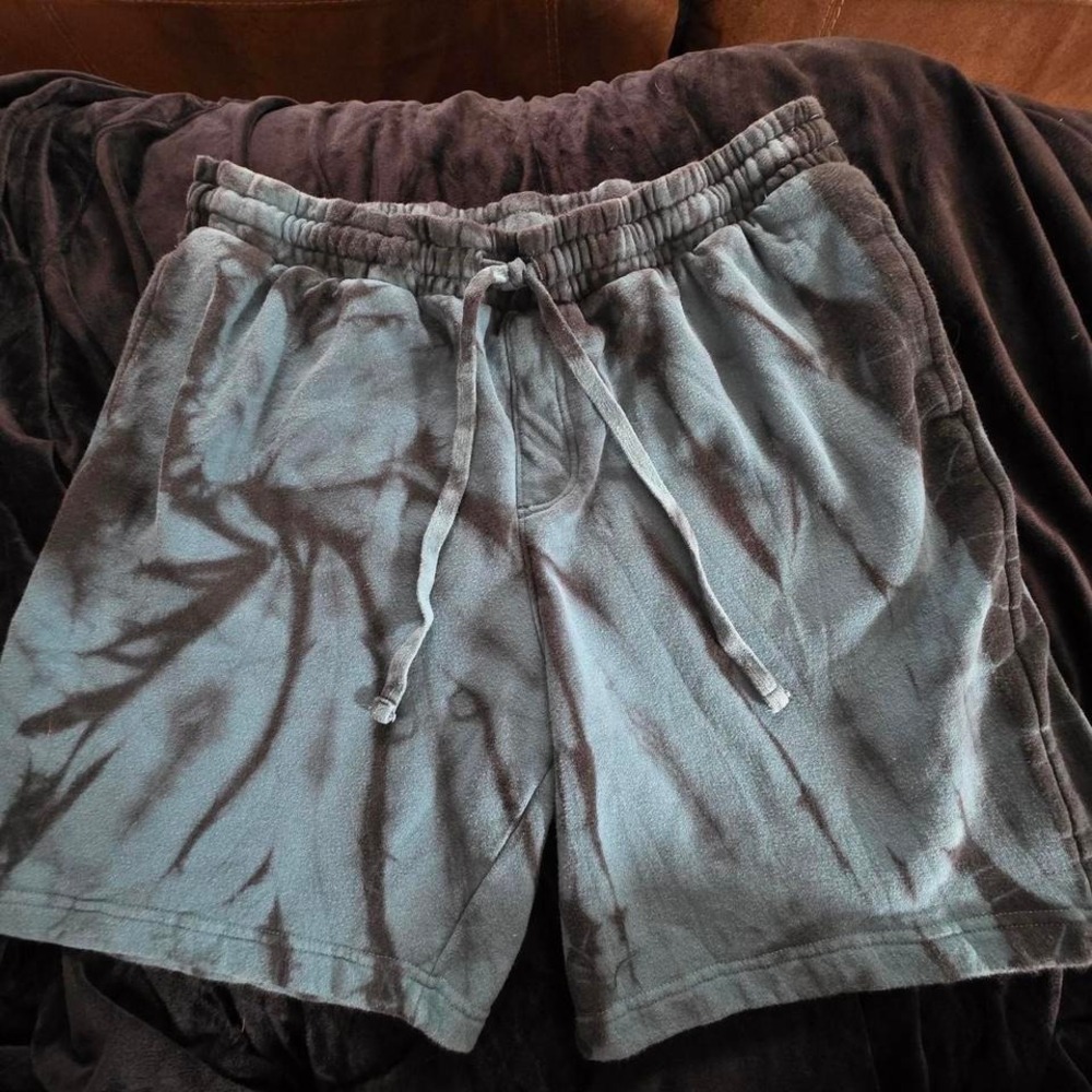 No Boundaries‎ grey tie-dye shorts Size L